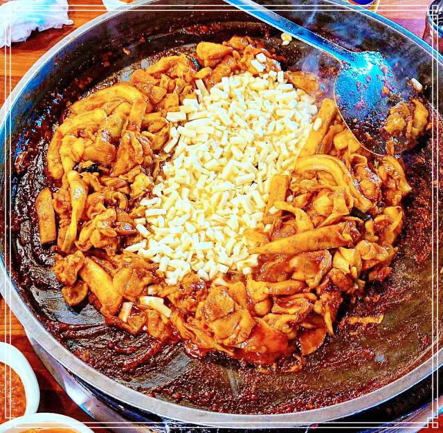 생생정보 마당 경북 경주 철판 닭갈비 맛집