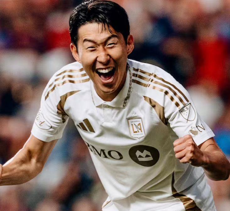 손흥민 10월 19일(한국시간) 경기