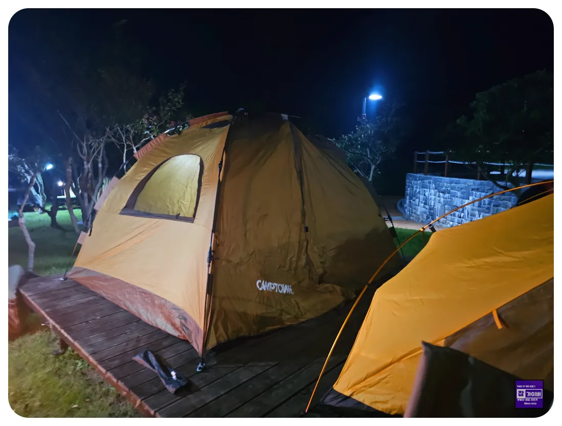 오시아노 캠핑장 야간 분위기