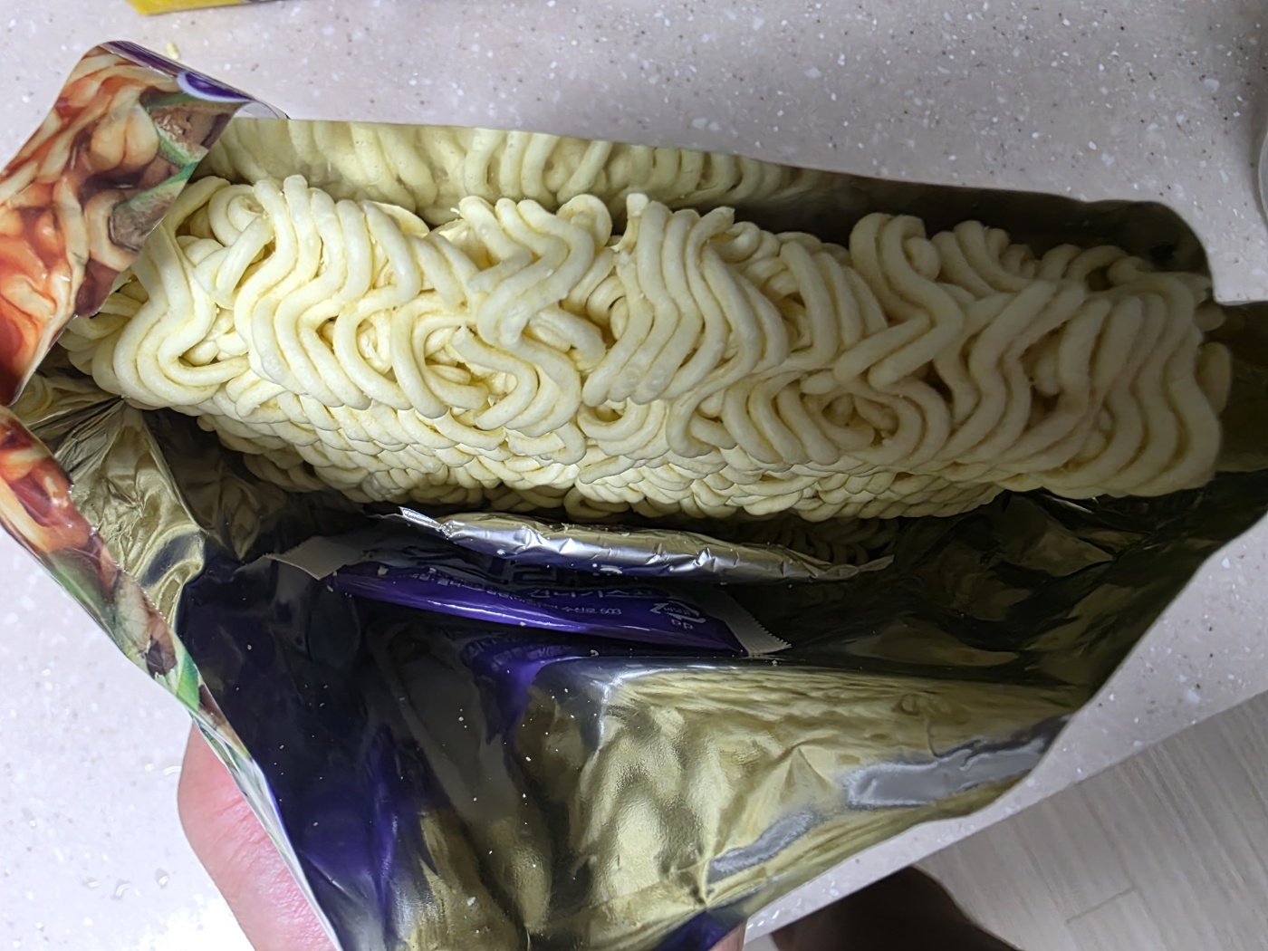 봉지 내부 구성