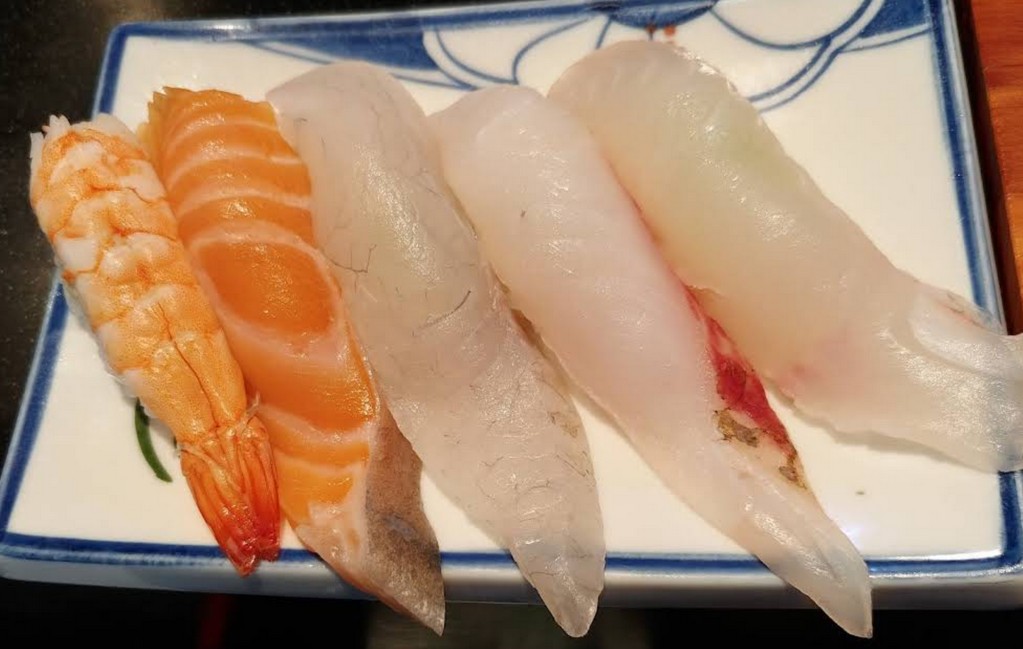 외대 근처 가성비 일식집 주수사, 인기 비결은 신선한 초밥?