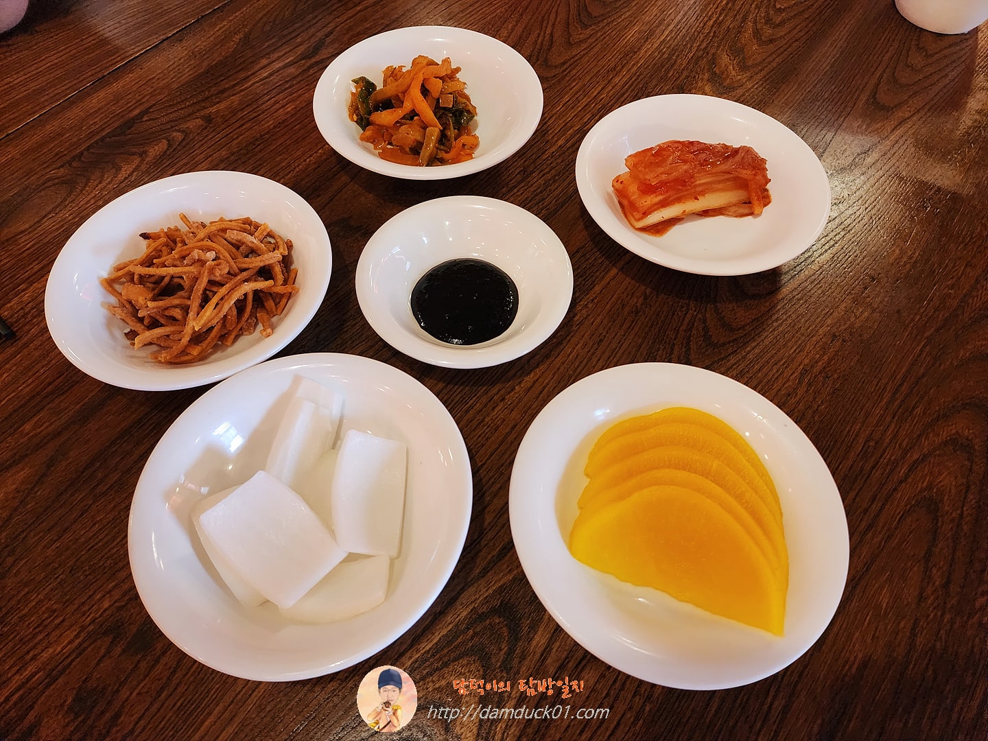 취팔선객잔 반찬