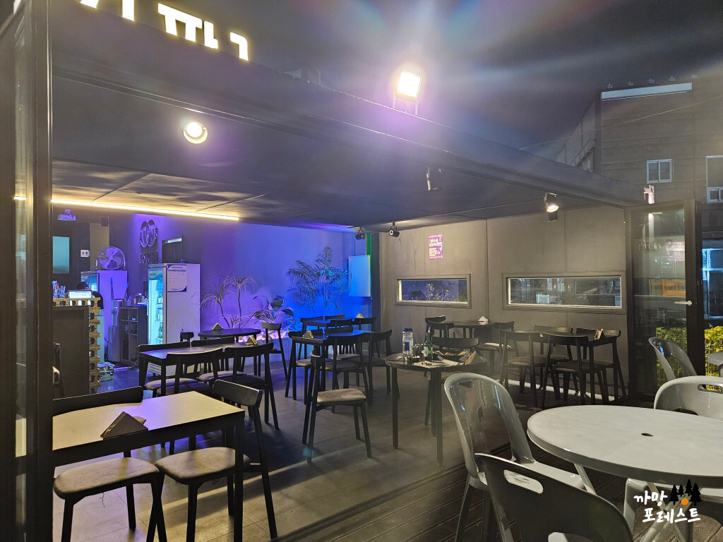 능동 술집 주지팝 내부