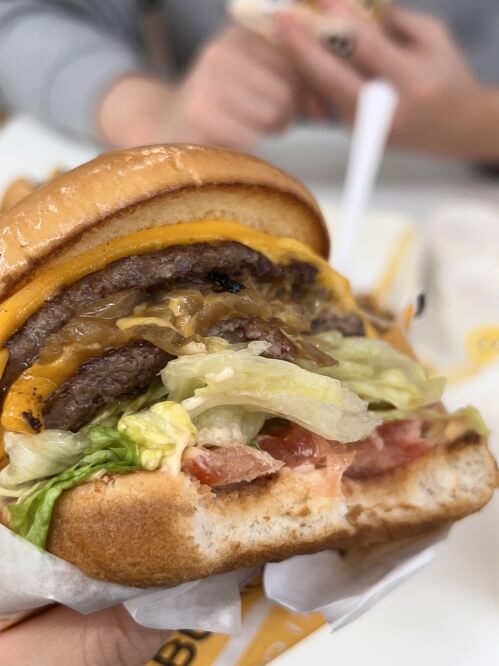 크라이치즈버거 삼성점