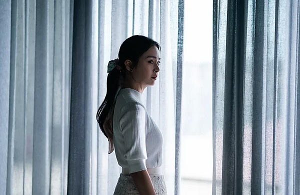 마당이-있는-집-주란-역-김태희