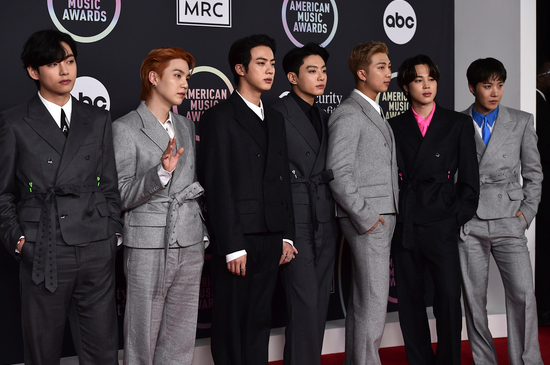 방탄소년단(BTS) Like Animals