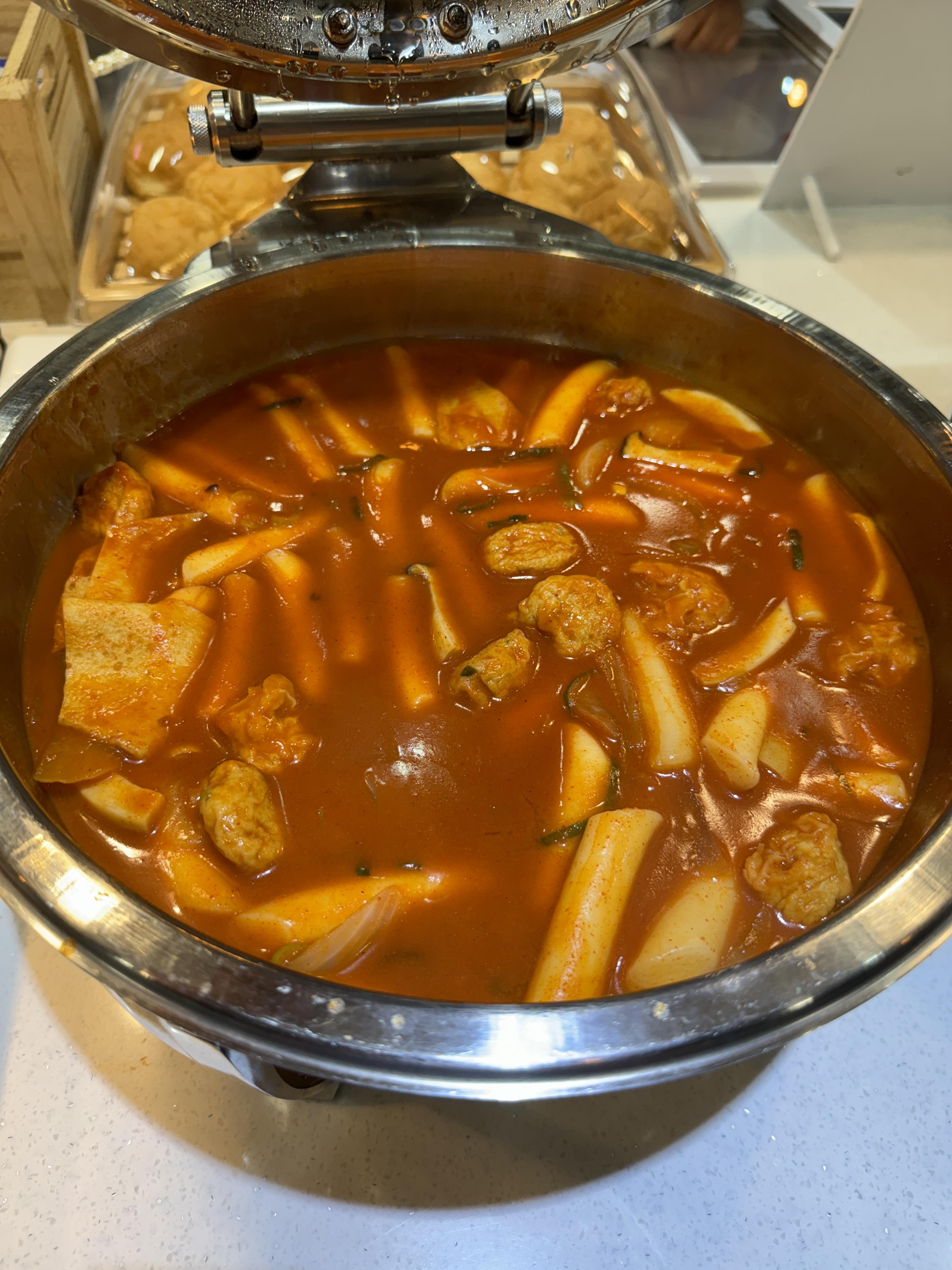 청년고기장수-떡볶이