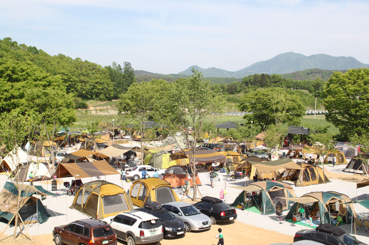 괴산 산막이옛길 캠핑장