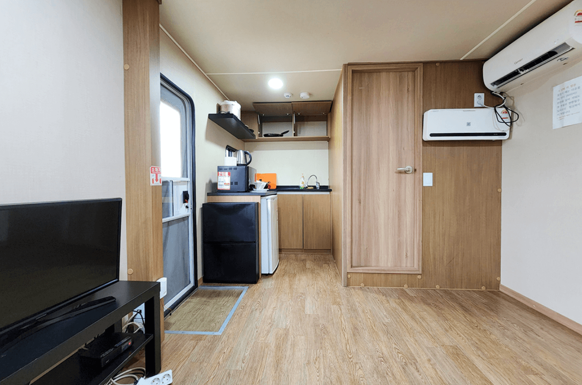 탄도항 노을캠핑장 카라반