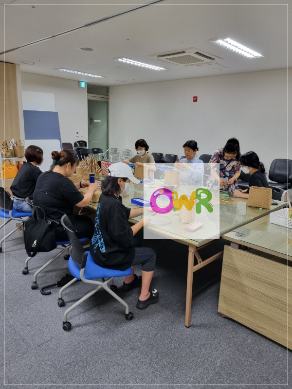 오월랑공방시그니처
재생종이밴드가방
세이크래프트아트협회아산센터