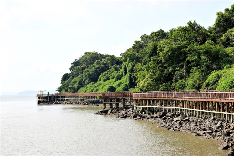 황산도 해안탐방로 관련 사진첨부