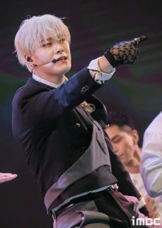아스트로 문빈