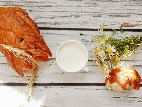 카무트 효소 우유와 함께