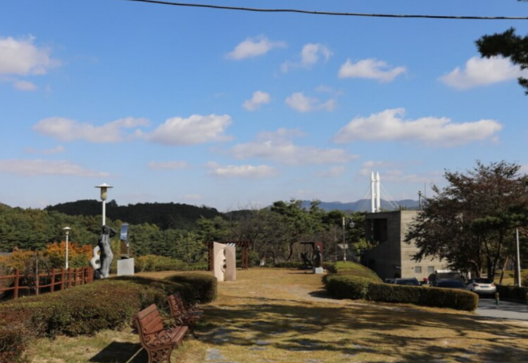 예당호 출렁다리