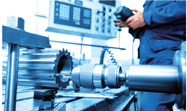 금속가공기계조작원-하는일-업무환경-되는법-학과-전망