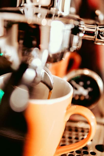 소형 커피머신 렌탈 vs 구매, 어떤 선택이 더 이득일까?