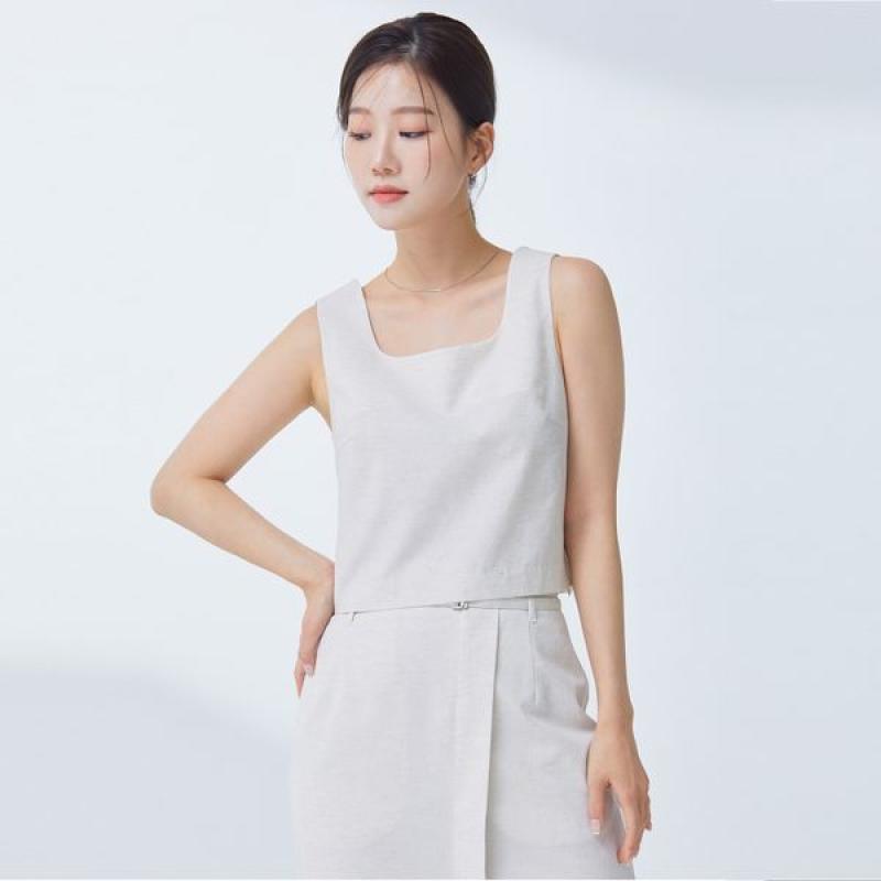 로엠 스퀘어넥 나시 블라우스 RMBLC26RT2