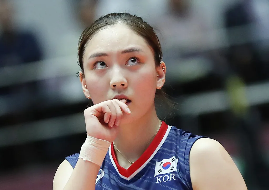 흥국생명 세터 이나연 복귀! 핑크스파이더스 유니폼 굿즈 가격 & 파는 곳 총정리