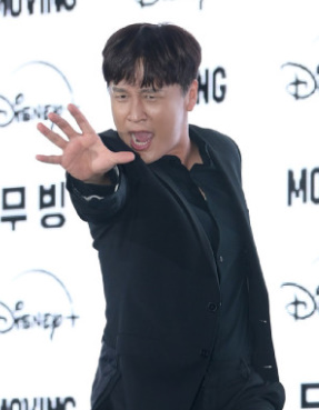 알트태그-무빙 전계도 역의 차태현 배우