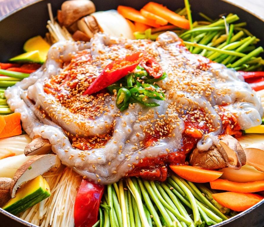 낙지가 올라간 생생정보 고수의 부엌 오리주물럭