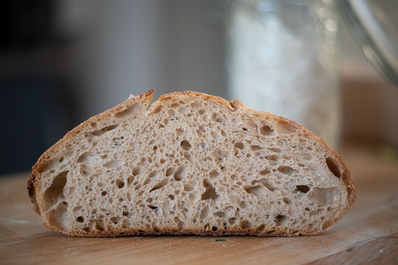 사워도우 빵의 이미지입니다.