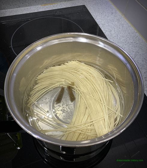 이마트 노브랜드 파 돈코츠 라멘 2022년