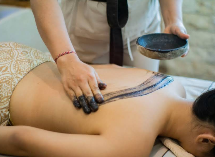 발리 전통 마사지
