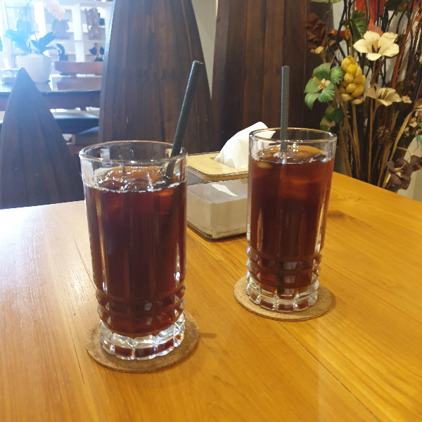 발리 카페 투어 : 발리 우붓(Bail Obud) 지역, 강가 커피(GANGGA Coffee Ubod)_아이스커피