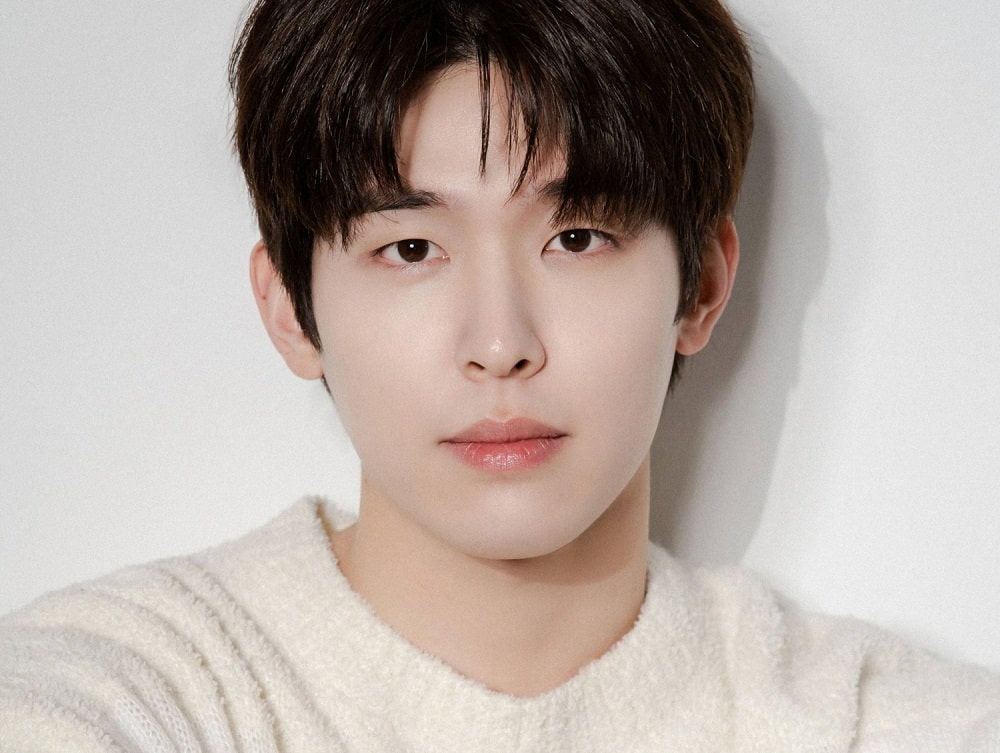 배우 이시우