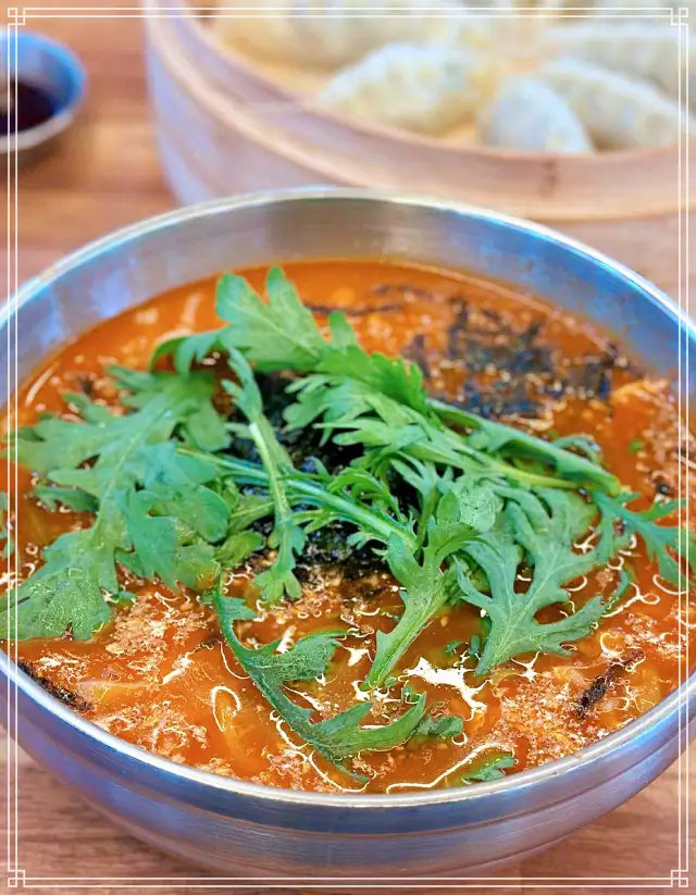 대전 도마 맛집 후루룩 짭짭 맛 좋은 1인분 4천원 칼국수