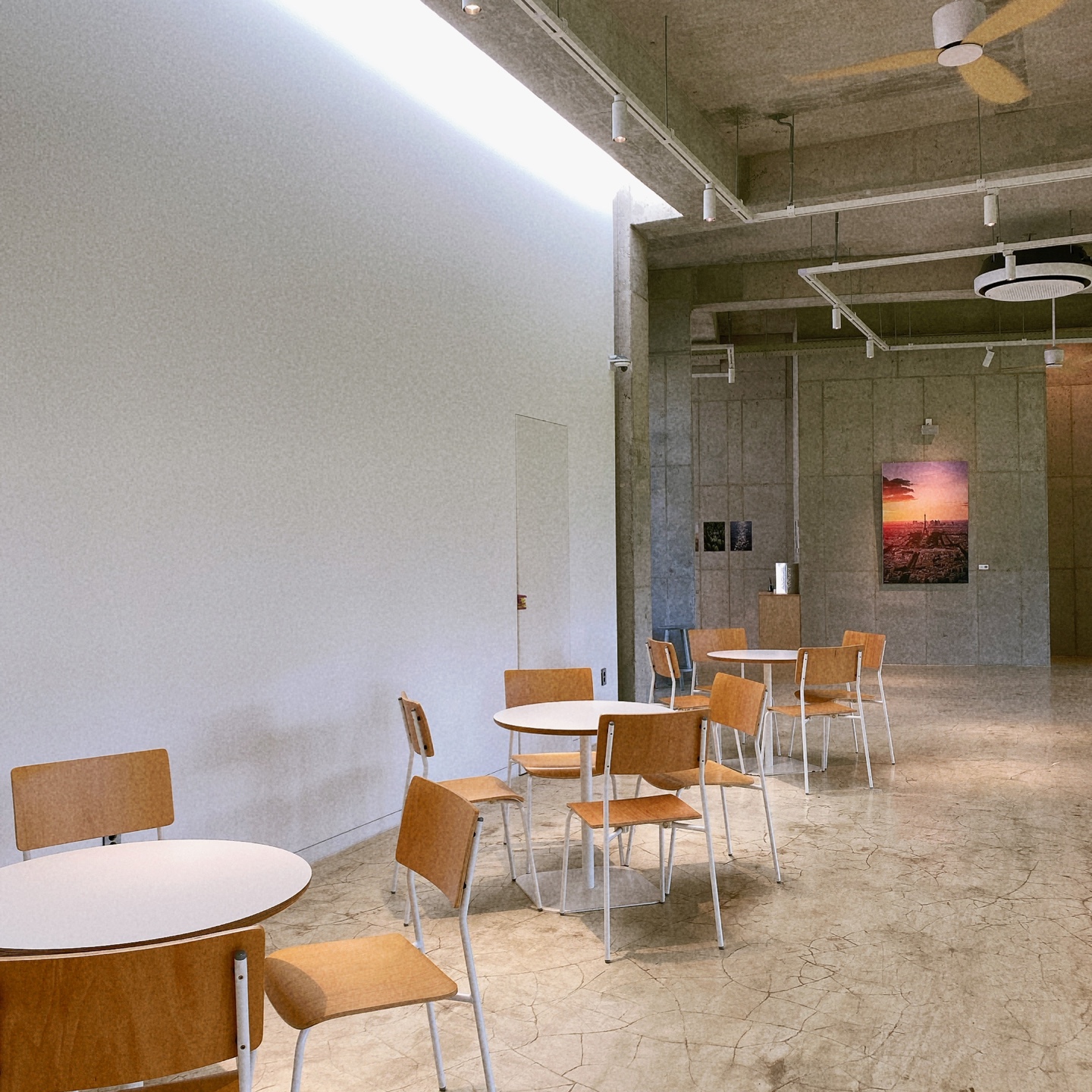 제주 구좌 송당무끈모루 안돌오름 밧돌오름 웨딩포토존 웨딩촬영 대형베이커리 카페 안도르 andor 인생샷