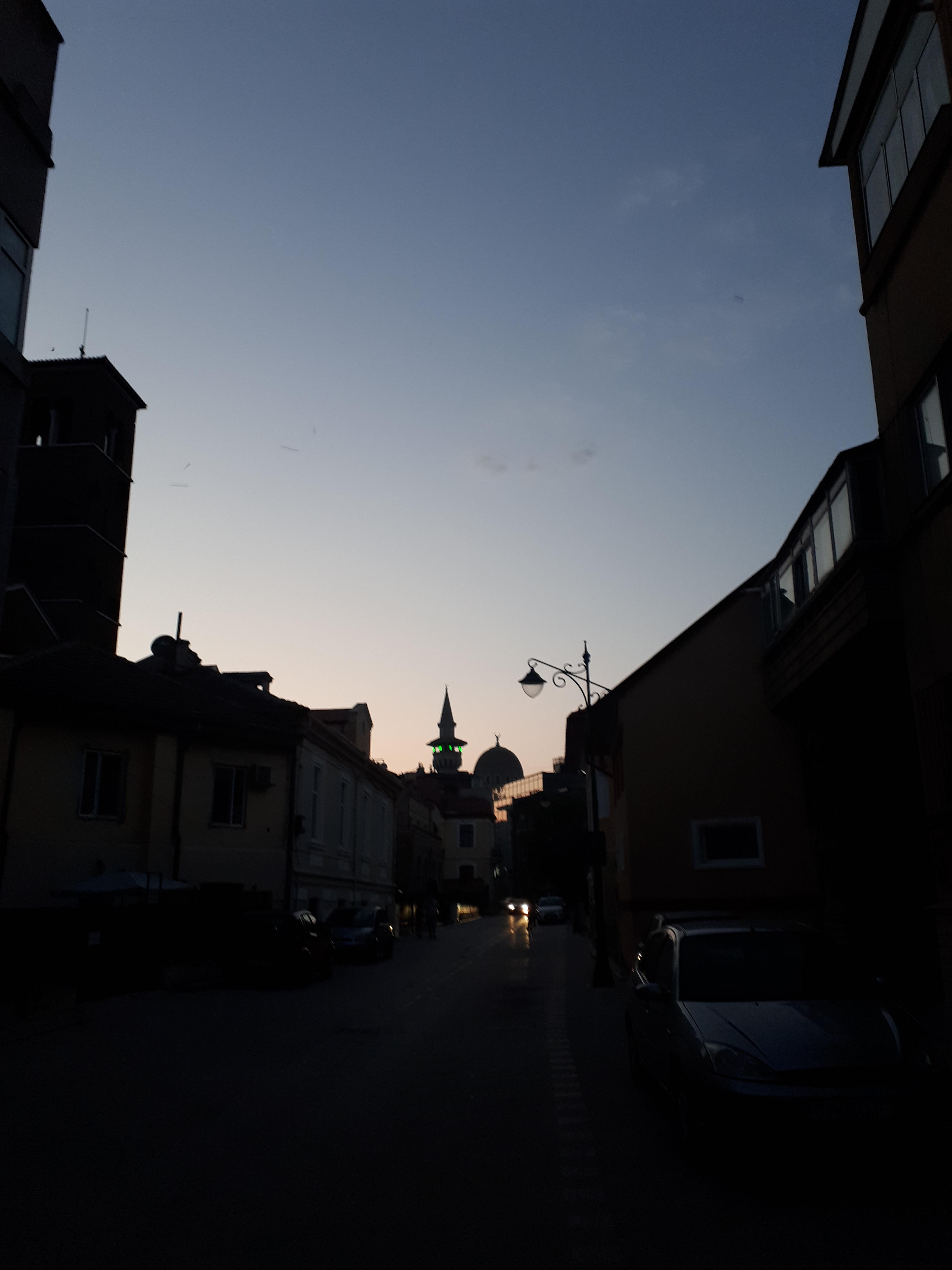 루마니아 콘스탄차 해 질 녘의 대모스크