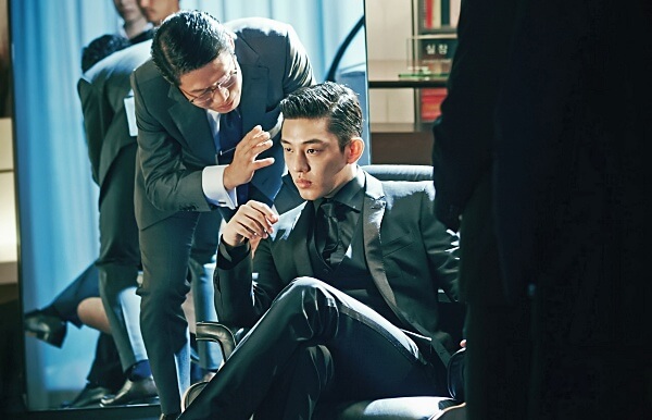 영화-베테랑-유아인