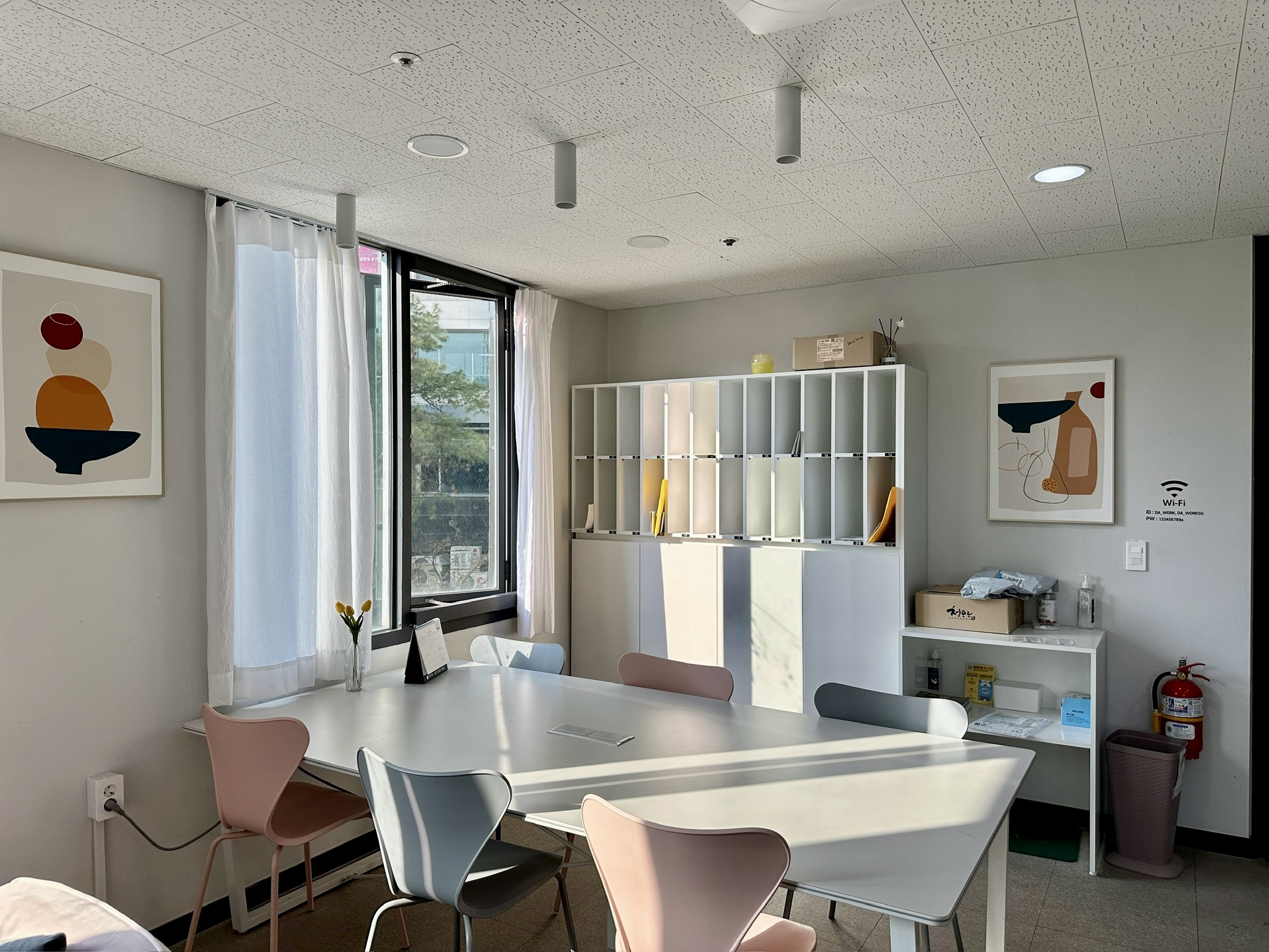 춘천 다워크 공유오피스 로비