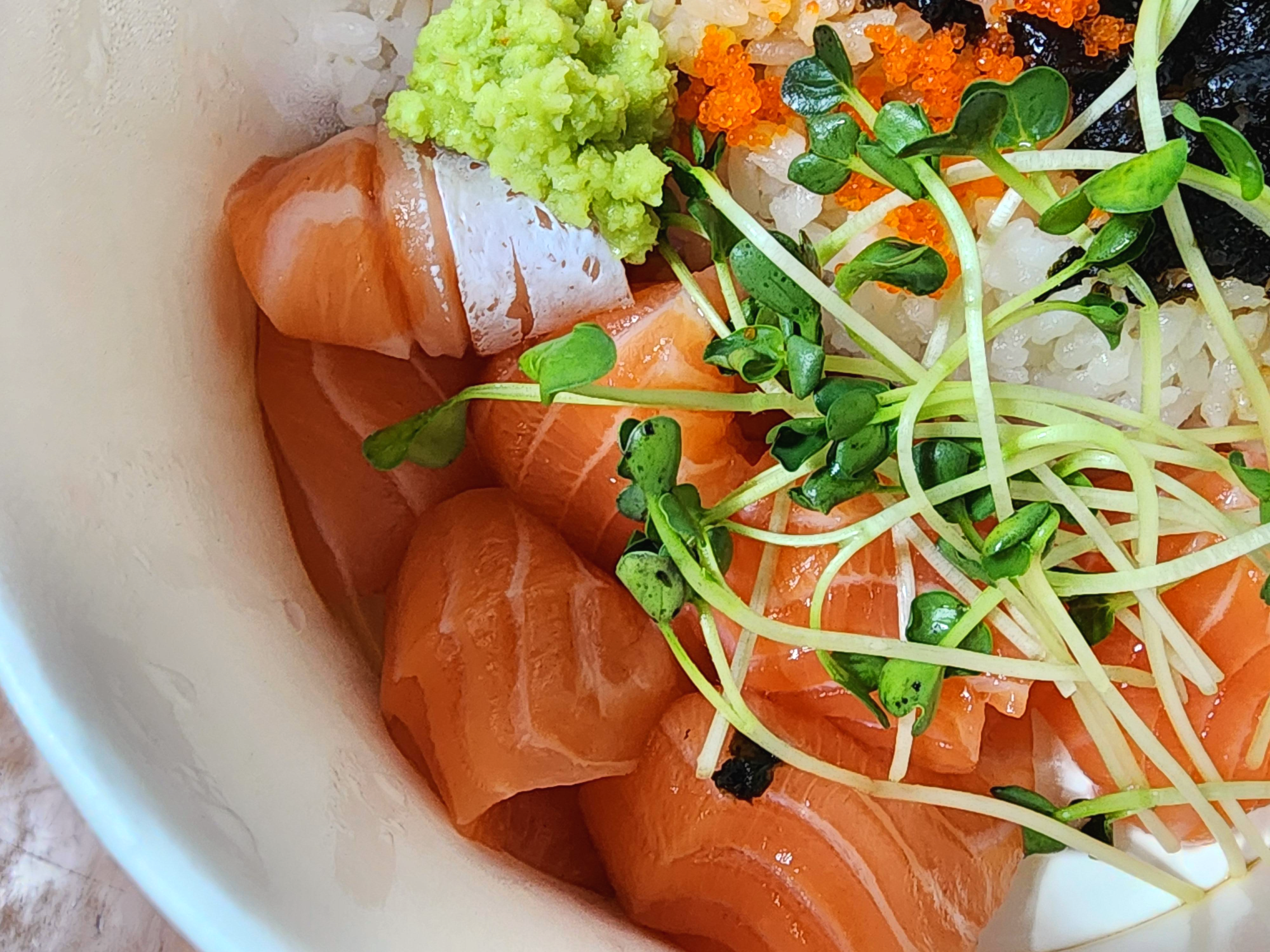 유키가후루사케동