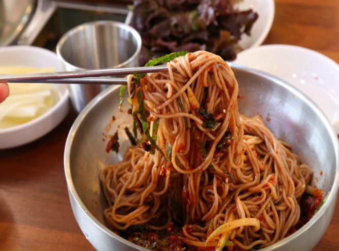 청평호반닭갈비막국수5