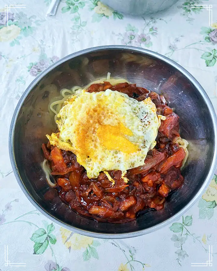 백반기행 40년 전통 달인 노포 중국집 문희경 편 비빔 짬뽕 탕수육 울진 맛집 소개