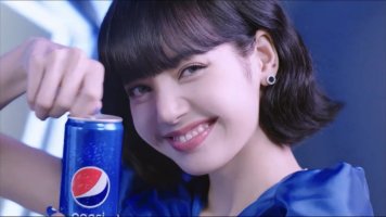 리사 나이 프로필 근황 (6)