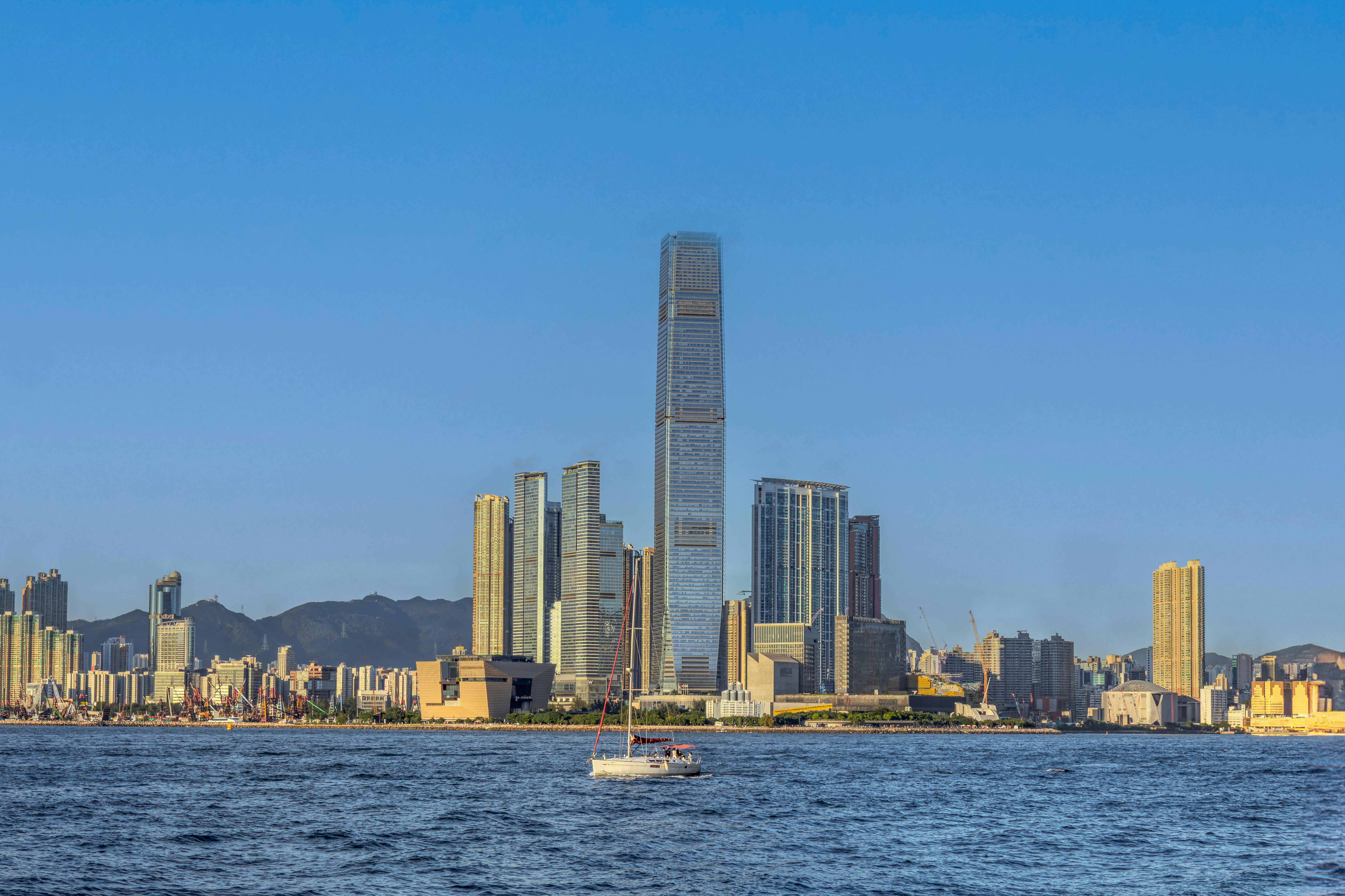 1015정책 후 청년 전세대출 변화