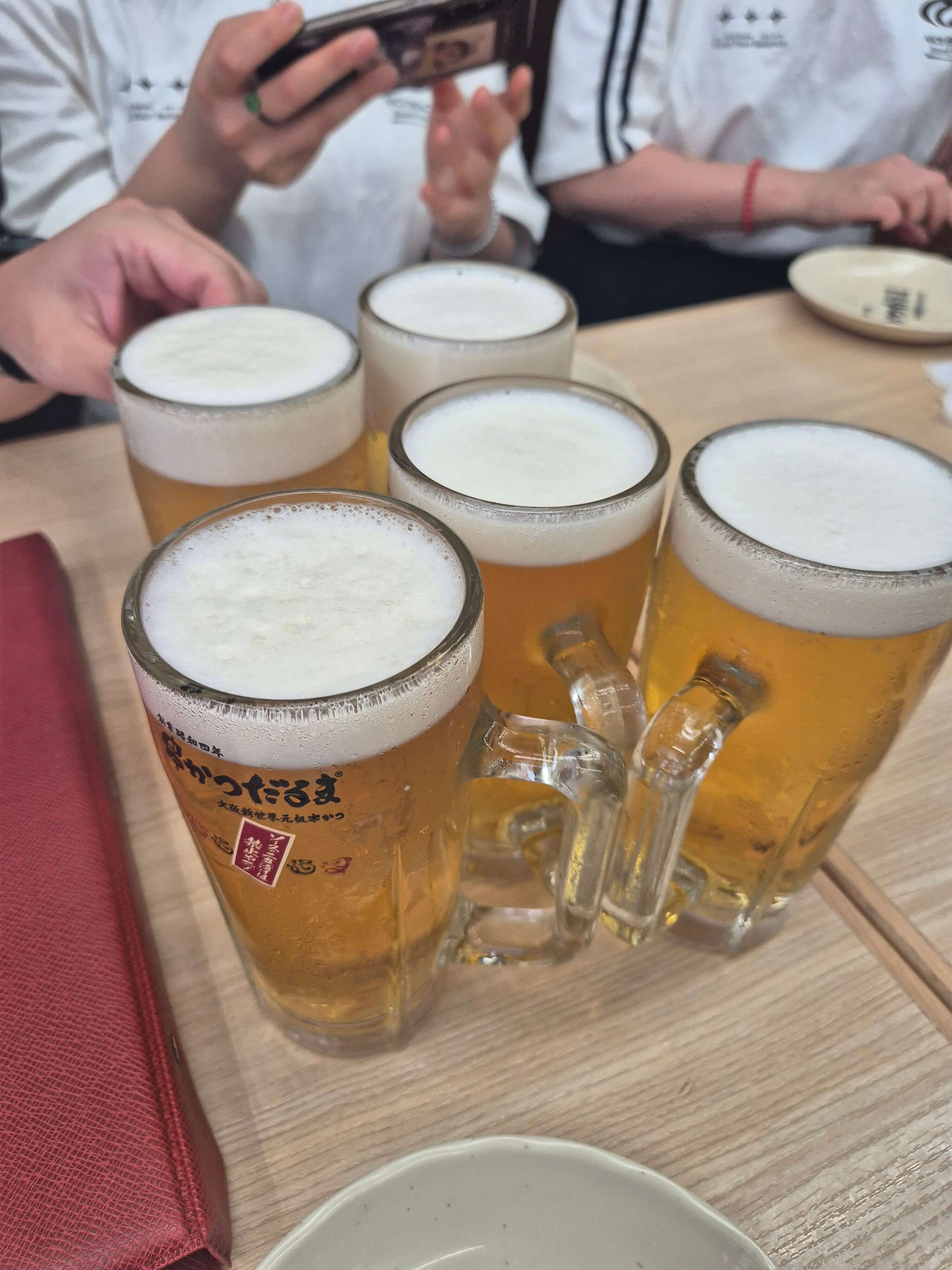 오사카 신세카이 쿠시카츠 다루마 츠텐카쿠 생맥주 맛집 값싼해외여행