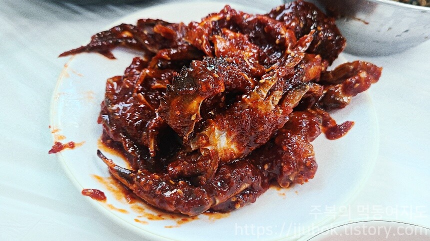 두꺼비게장-돌게장정식-양념돌게장