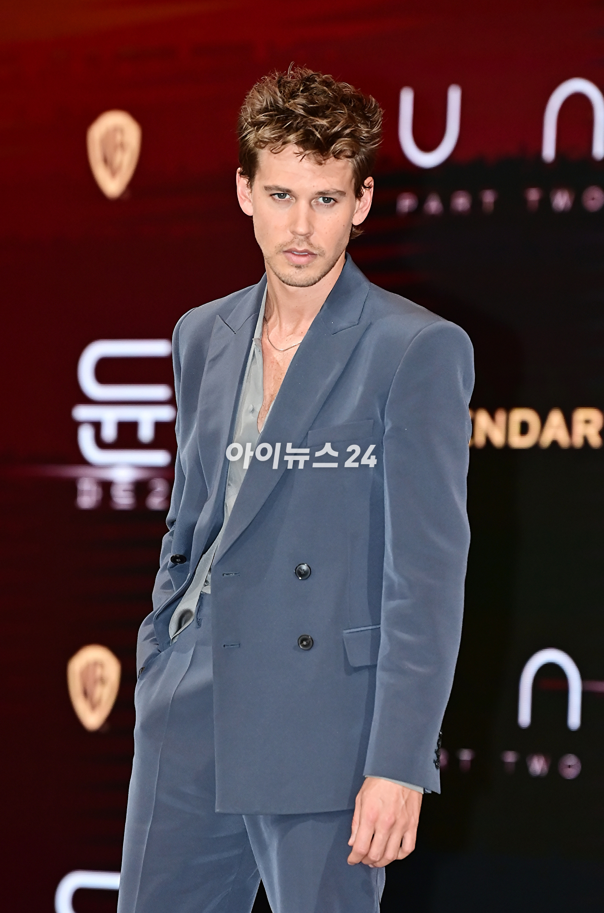 배우 오스틴 버틀러가 21일 오후 서울 여의도 콘래드서울호텔에서 열린 영화 '듄: 파트2(드니 빌뇌브 감독)' 내한 프레스 컨퍼런스에서 기념촬영을 하고 있다. [사진=곽영래 기자]