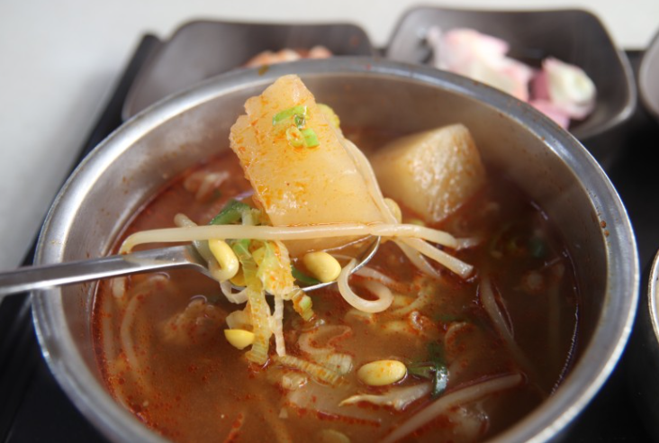 덕평휴게소 소고기국밥의 맛있는 사진