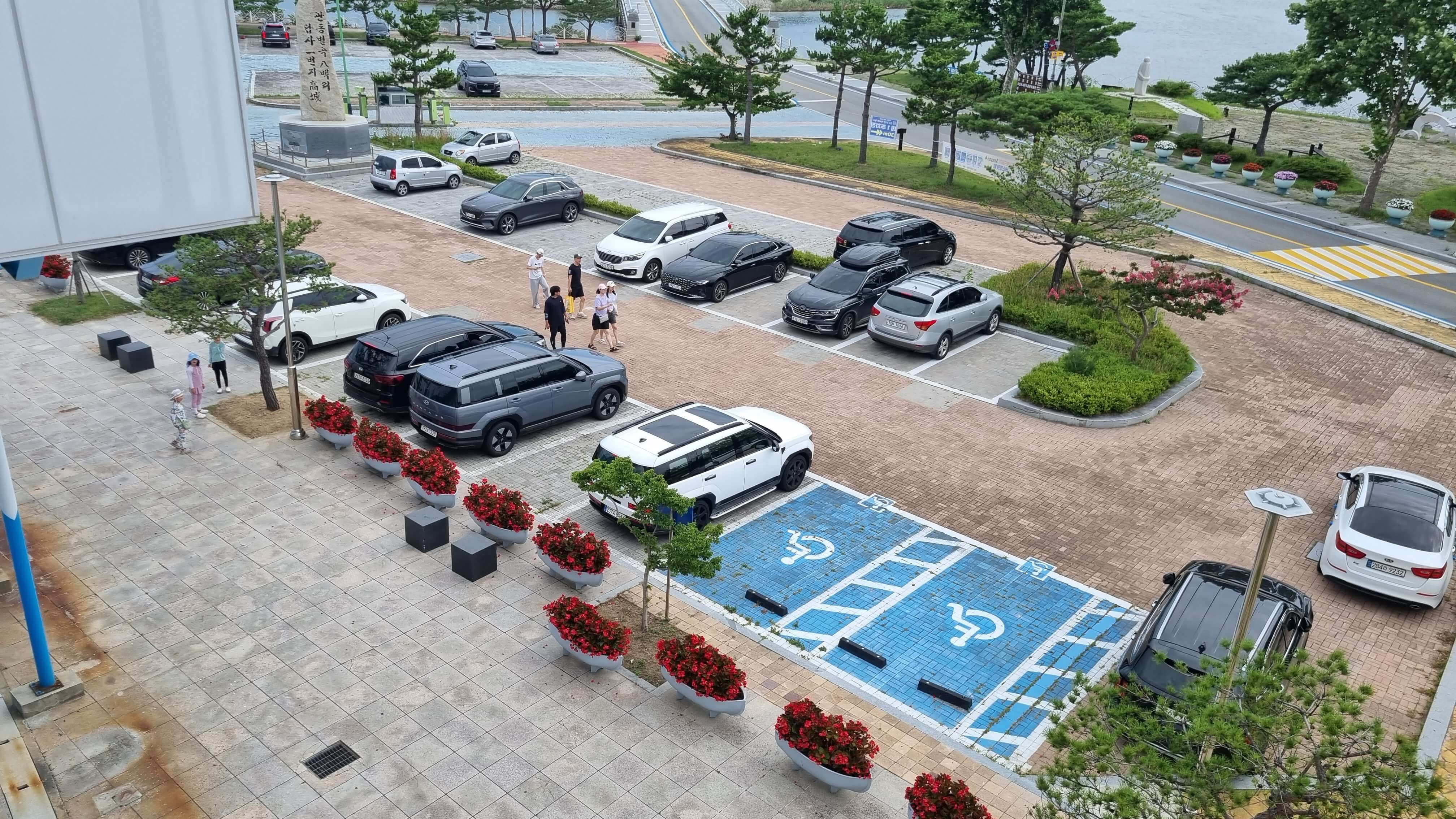 화진포 해양박물관 주차장-사진