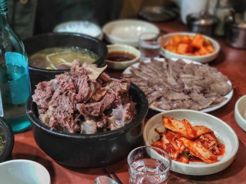 종로 돈의동 꼬리찜, 영춘옥