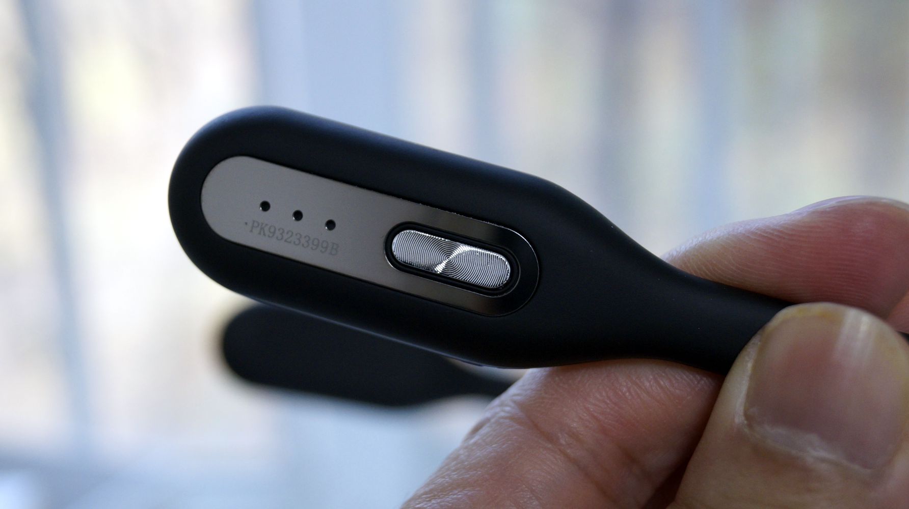 페가시 꿀잠수면안경 전원버튼