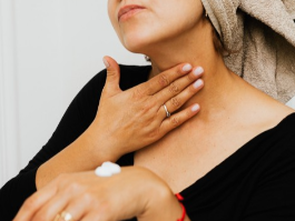 목주름 없애는 법