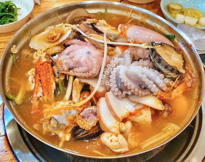 생방송 오늘저녁 부평 종합시장 해물탕거리 바닷가재 해물탕 맛집