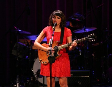 노라 존스 연주