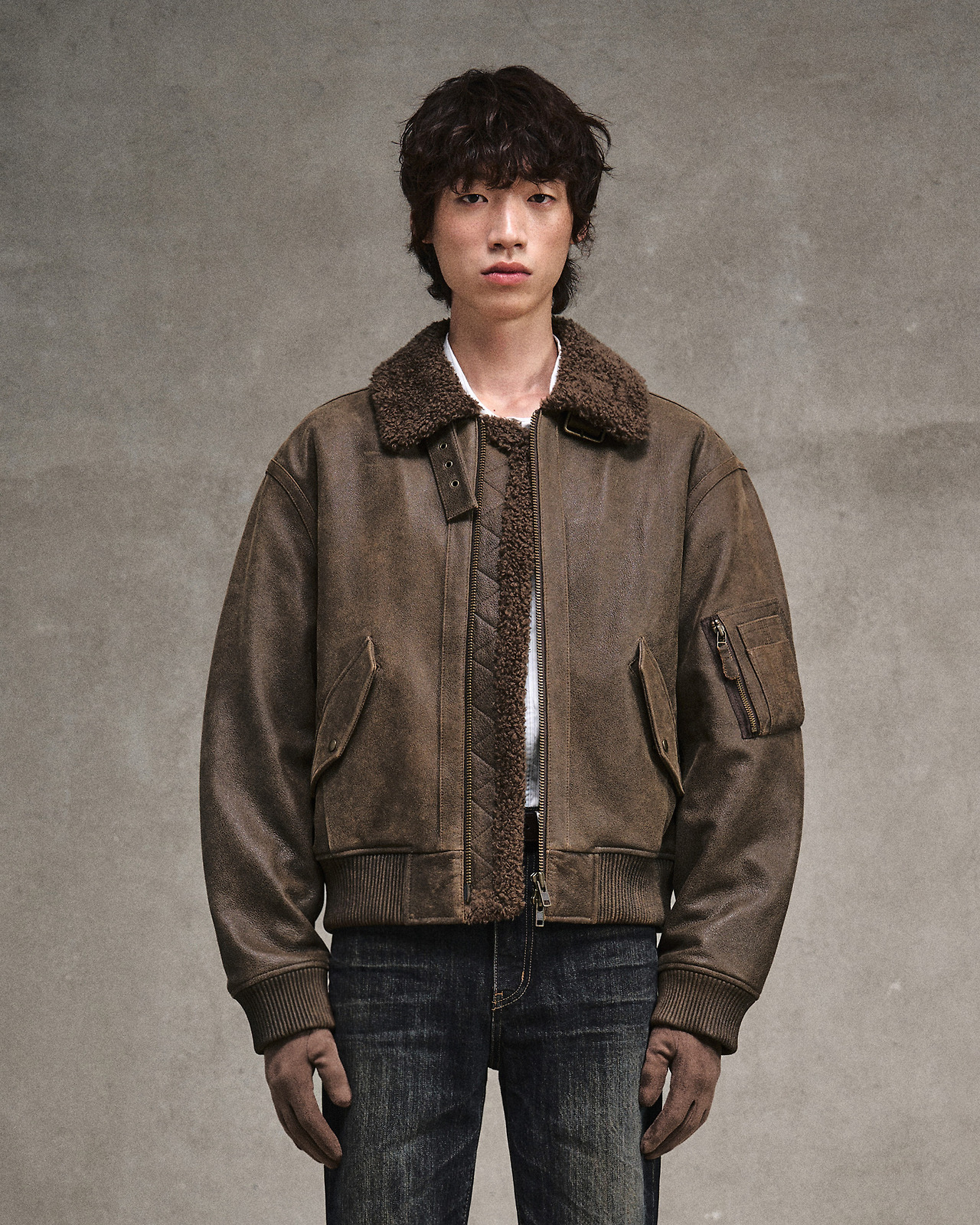 엘무드의 A2 에비에이터 카우 하이드 무스탕 자켓